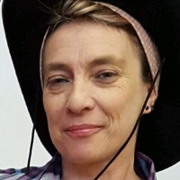 Tracey Milton