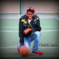 Oniek Mckenzie