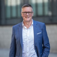 Dr. Rolf Beyer