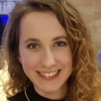 Laura Deryckx