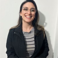 Emyra Yra Erlacher Economista / Cea