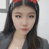 Anna Zhang