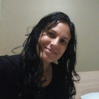 Isa Tavares