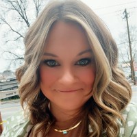 Dusti Lewis