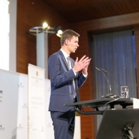 Sebastian Doerr
