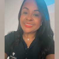 Flávia Simone Farias