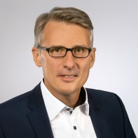 Robert Mack