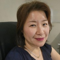 Kristine lee