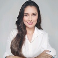 Larissa Velicev