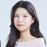 김연이