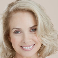 Julie Grey