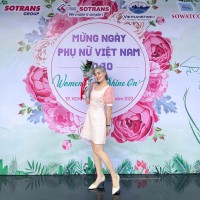 Helena Huyền