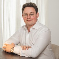 Lukas J. Jakobi