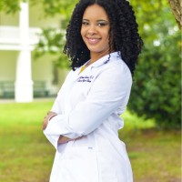 Jasmyn Chaisson, Pt, Dpt