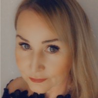 Lesley Richards
