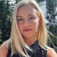 Aneta S.