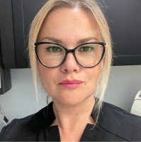 Jeni Tucker
