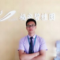 张亦愍