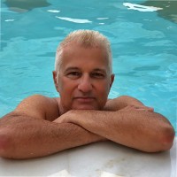 Yaron Gelbhart