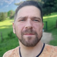 Dániel Tóth