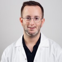 Gal Sharvit, Md