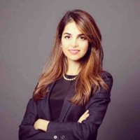 Yeganeh Pakdaman, Cfa