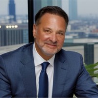 Robert Aiello