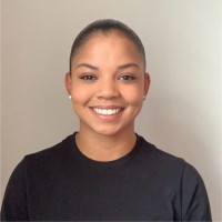 Shania Holmes