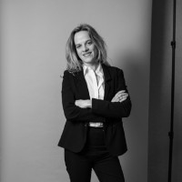 Caroline Comino