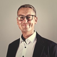 Tom Bílý