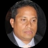 Alexander Briceño Salinas