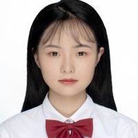 Yilia Huang