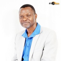 Dr Solomon Mungure