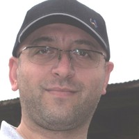 Özcan Demir