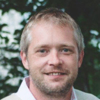 Derek Lohnes