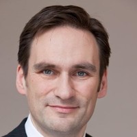 Dr. Ulf Hackenberg