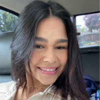 Alexandra Flores