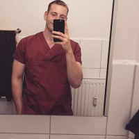 Niclas B.
