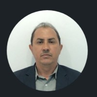 Carlos  Adriano Moraes