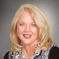 Leslie Layne