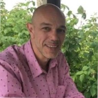 Peter Komlos