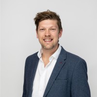 Tim Howell