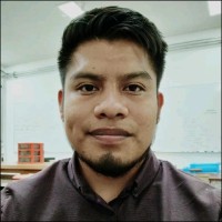 Axel Espinobarros Peralta