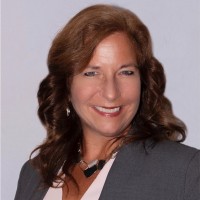 Nicole Warhoftig
