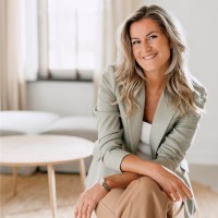 Annemieke Van Triest