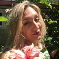 Annie Pariseau
