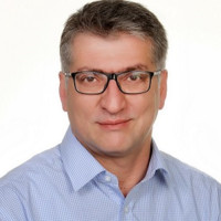 Murat Akşit