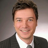 Dr. Lasse Langner