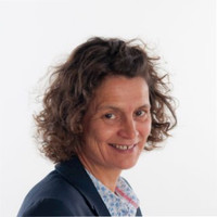 Lucy Winzer