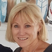 Lynda Mcrae